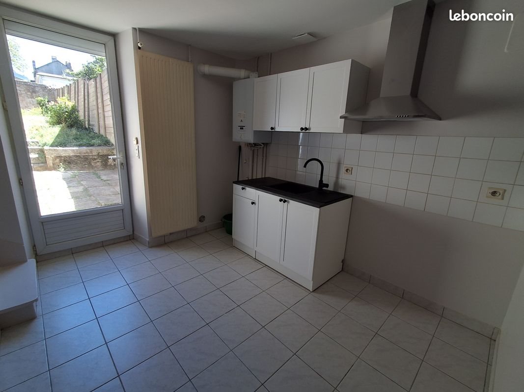 Maison à louer, 67m², Bressuire