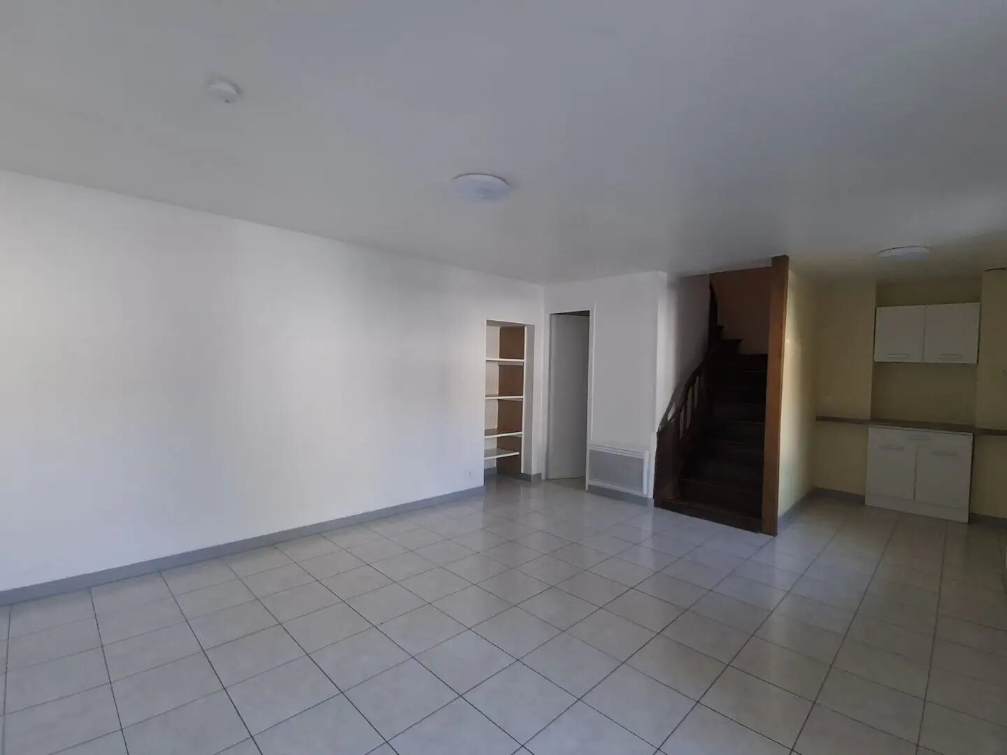 Maison à louer, 51m², Bressuire