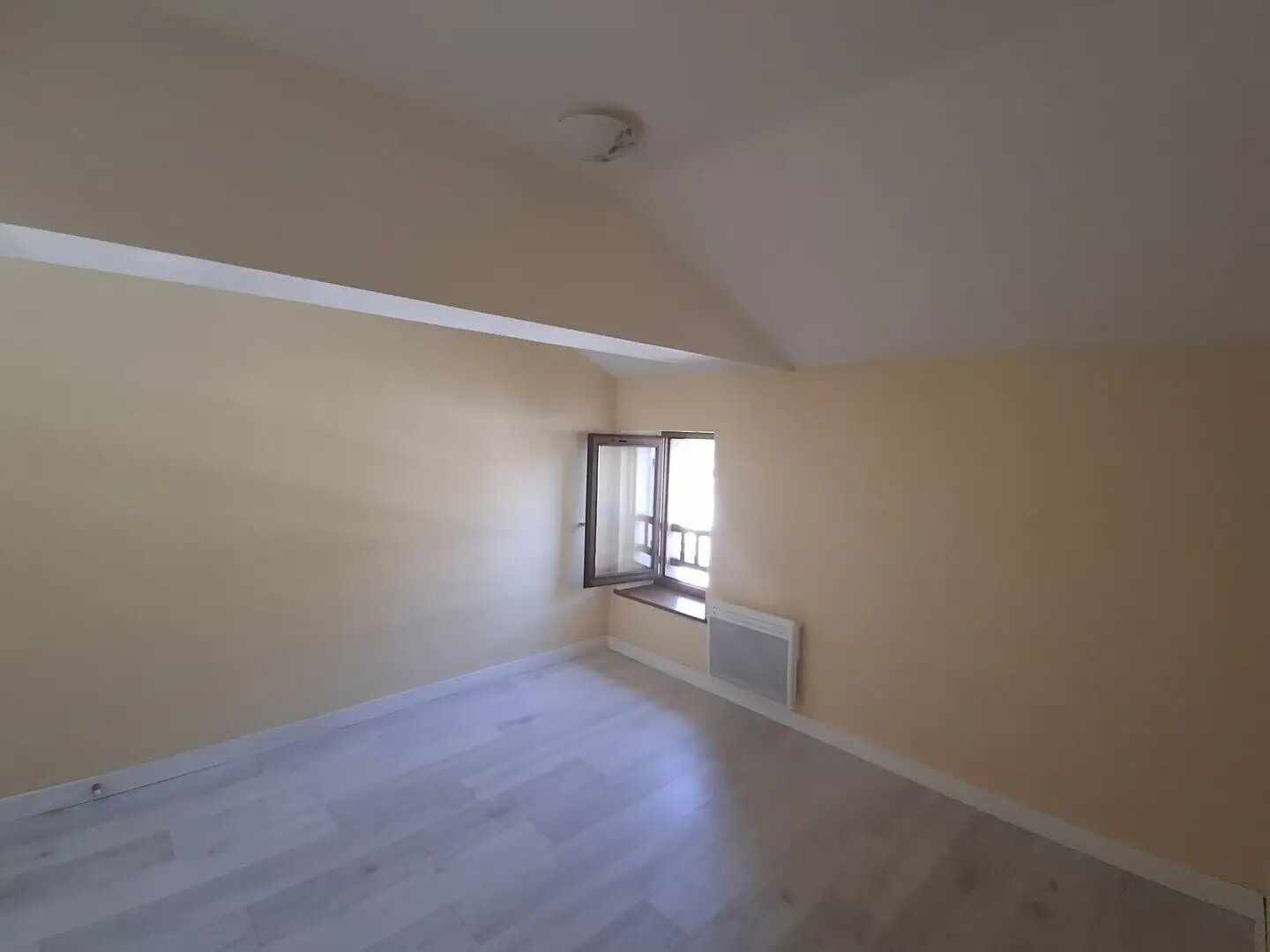 Maison à louer, 51m², Bressuire