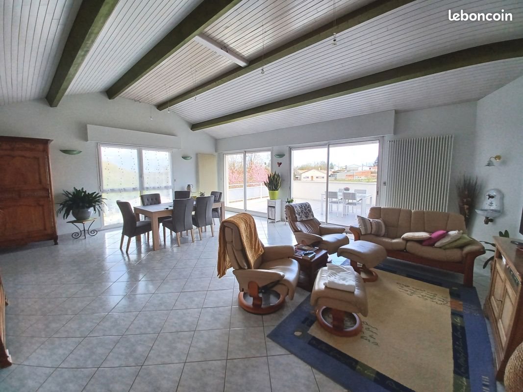 Maison à vendre, 134m², Bressuire