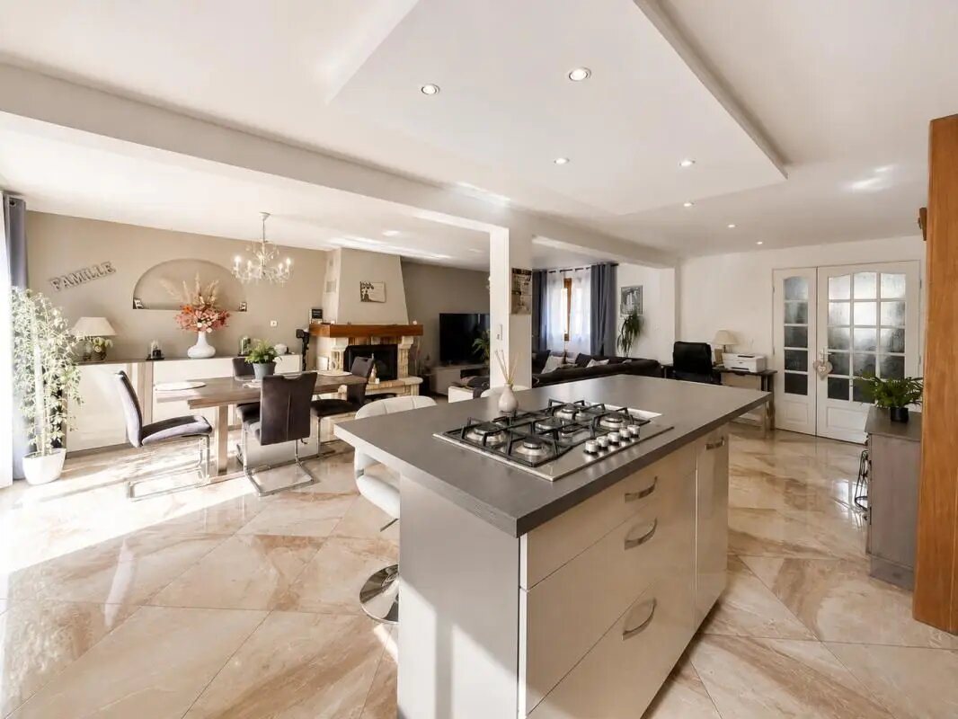 Maison à vendre, 102m², Templemars