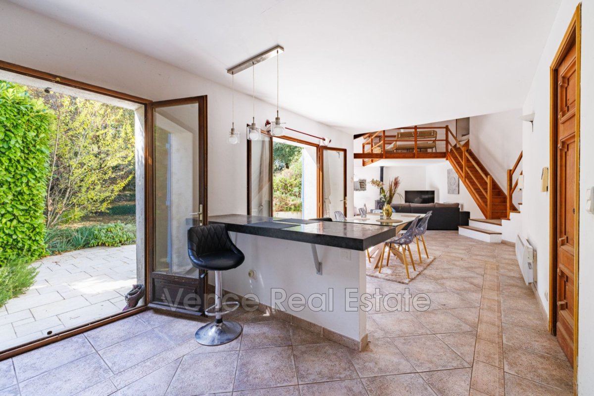 Maison à vendre, 136m², Tourrettes-sur-Loup
