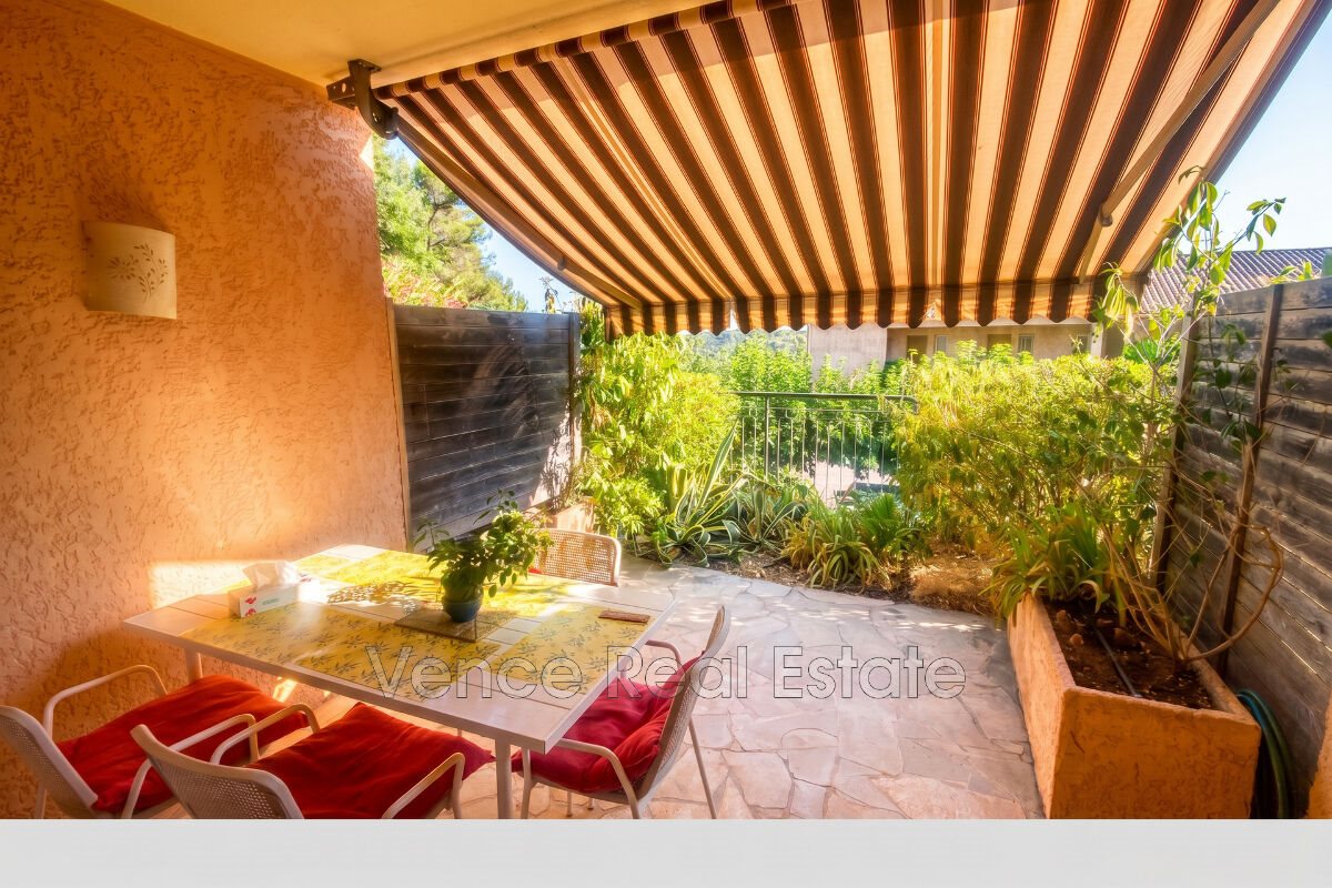 Appartement à louer, 60m², Vence