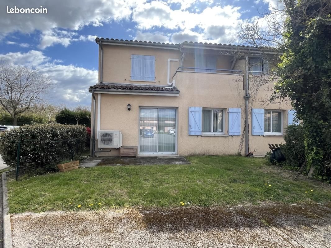 Appartement à louer, 72m², Lherm
