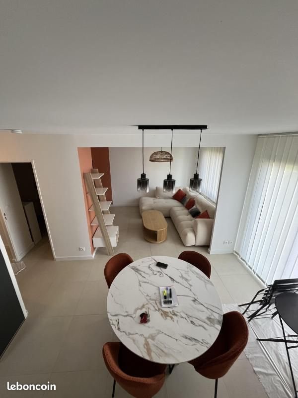 Appartement à louer, 72m², Lherm