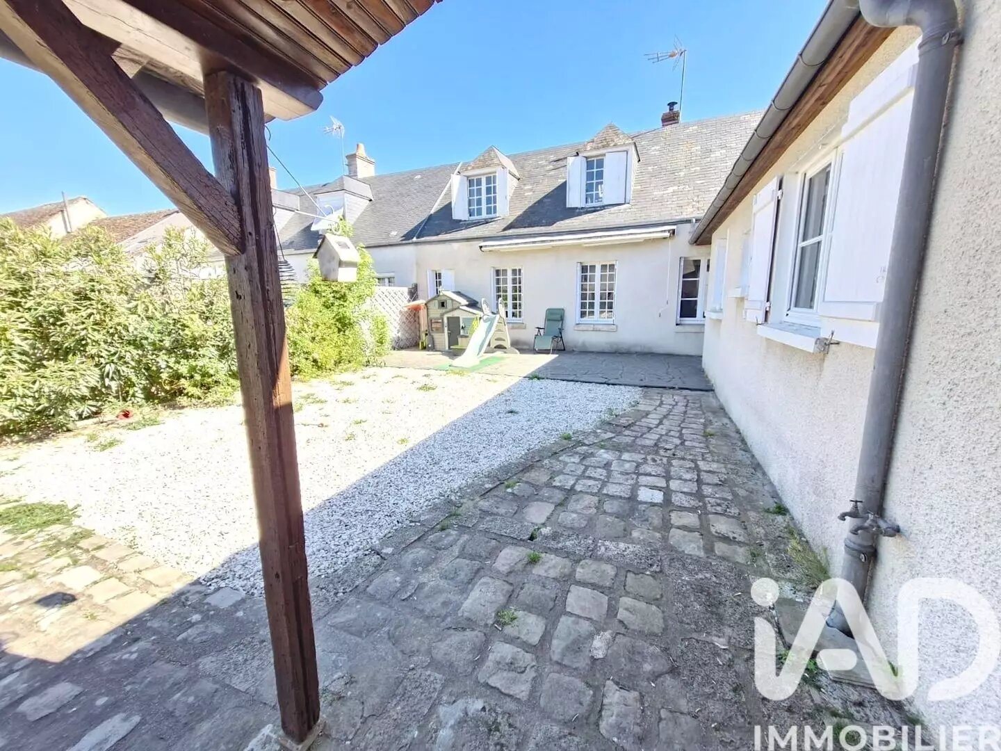Maison à vendre, 140m², Saint-Benoît-sur-Loire