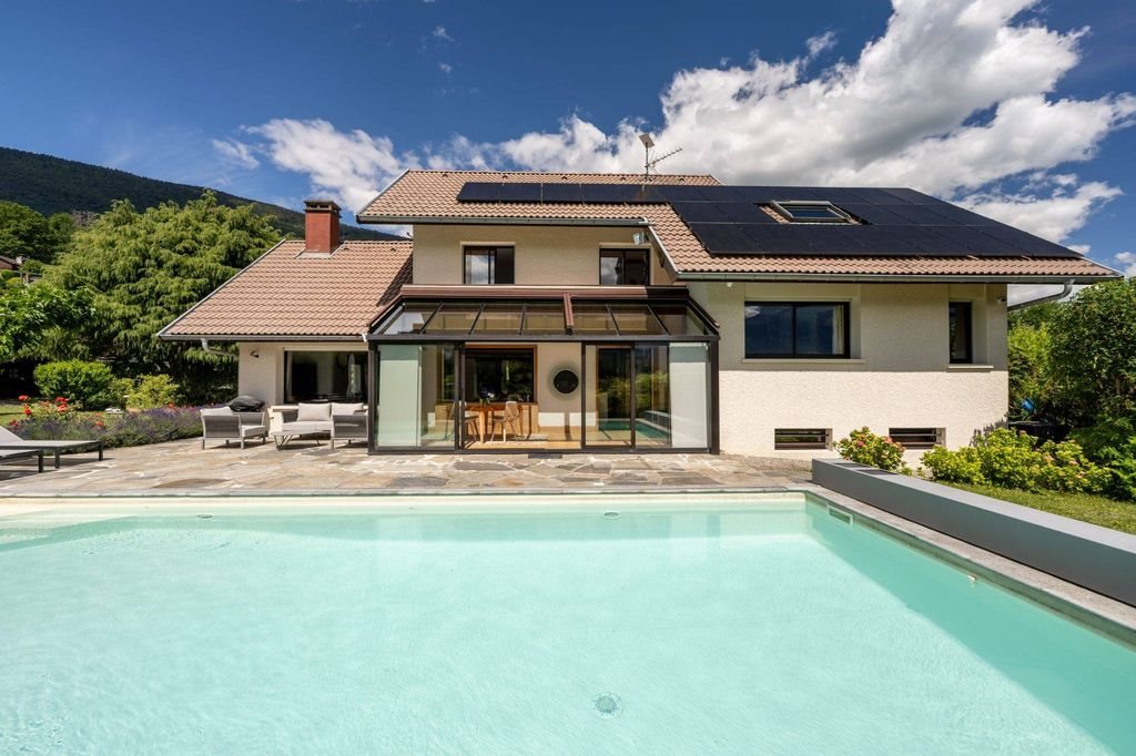 Maison à vendre, 250m², Saint-Jorioz