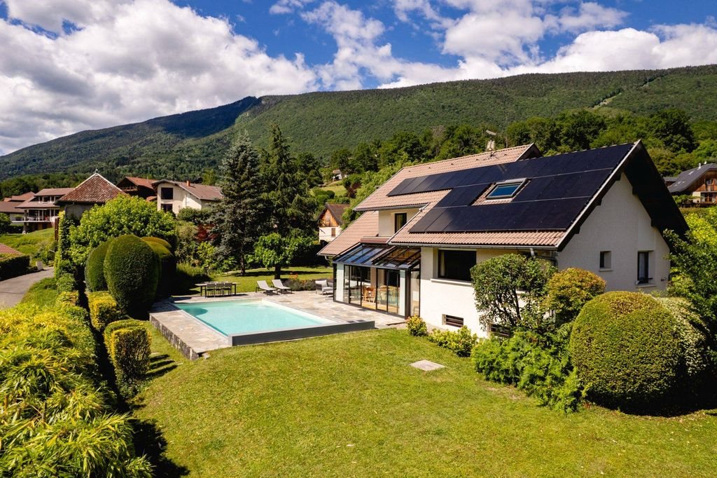 Maison à vendre, 250m², Saint-Jorioz