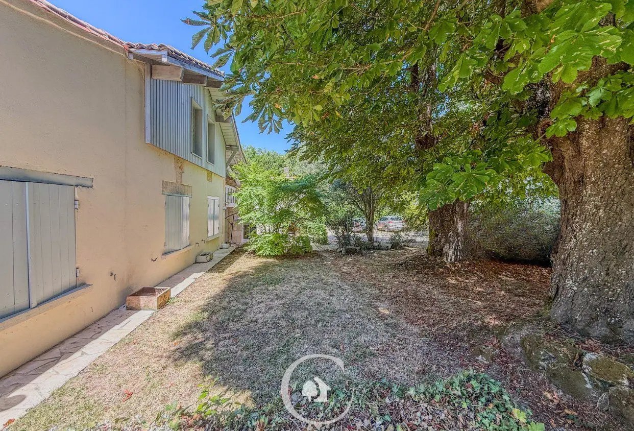 Maison à vendre, 215m², Grézillac