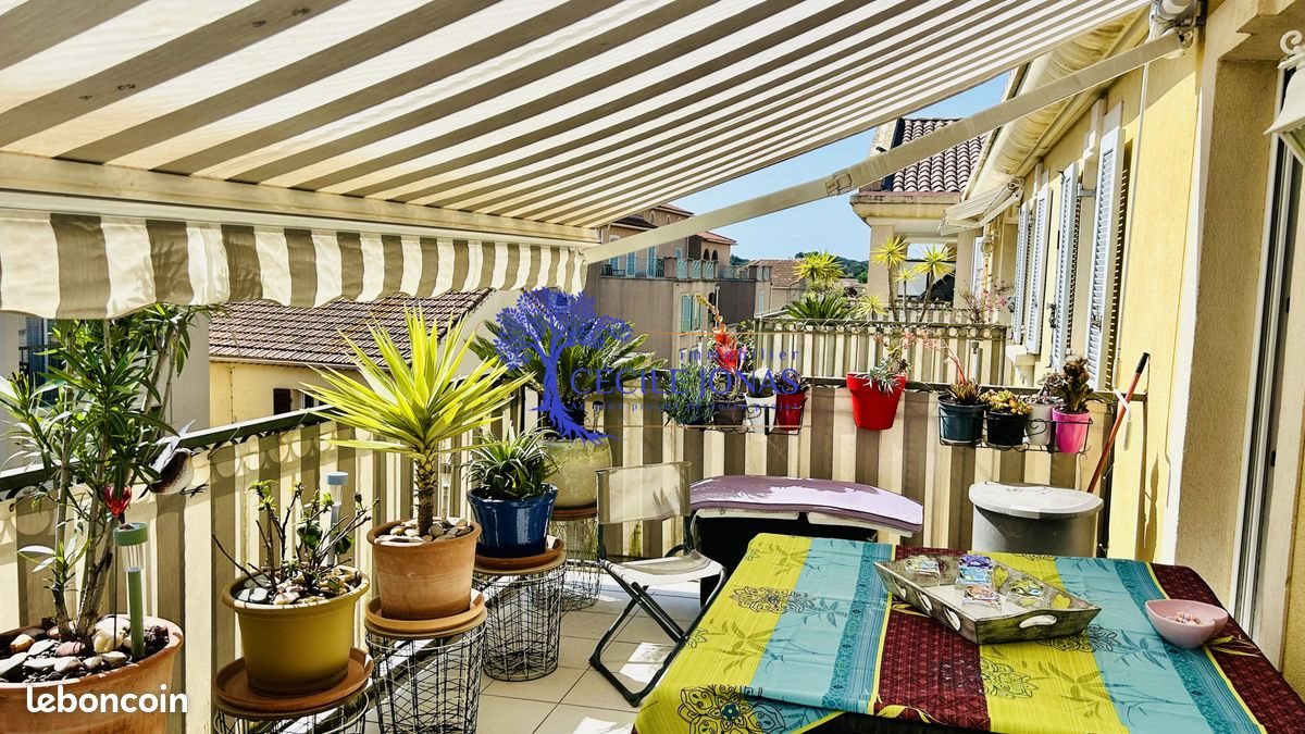 Appartement à vendre, 69m², Carqueiranne