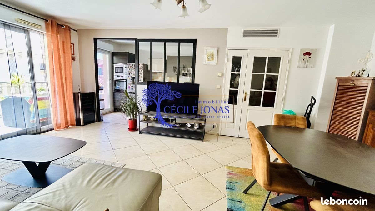 Appartement à vendre, 69m², Carqueiranne