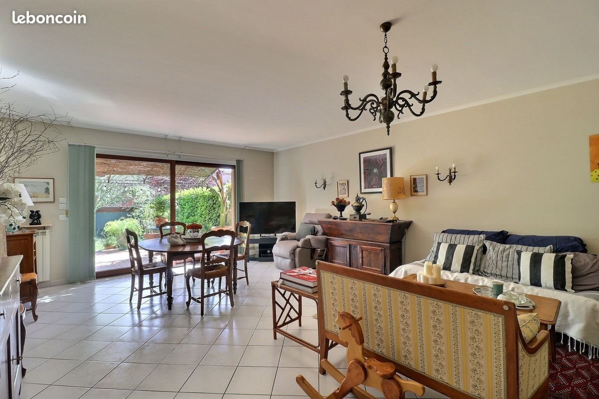 Maison à vendre, 152m², Brignoles