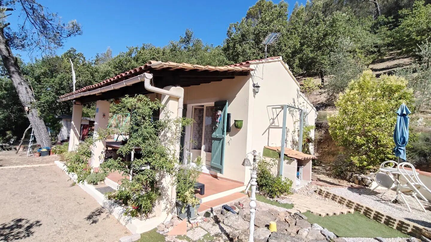 Maison à vendre, 33m², Sainte-Anastasie-sur-Issole