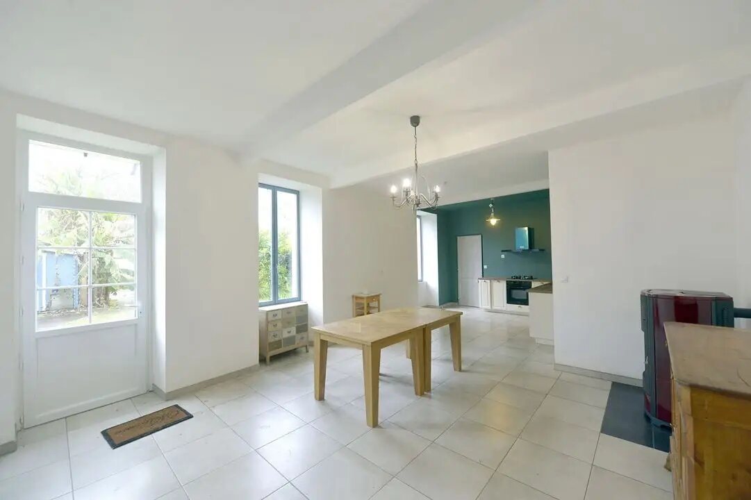 Maison à vendre, 146m², Semussac