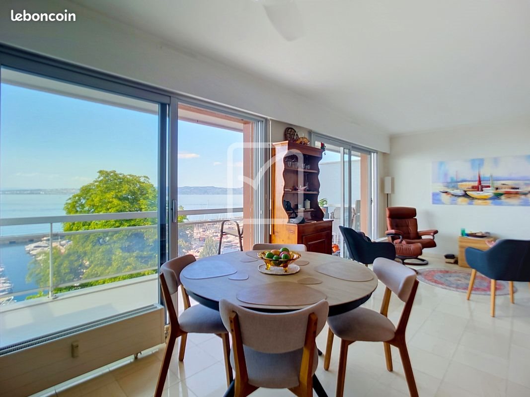 Appartement à vendre, 67m², Evian-les-Bains