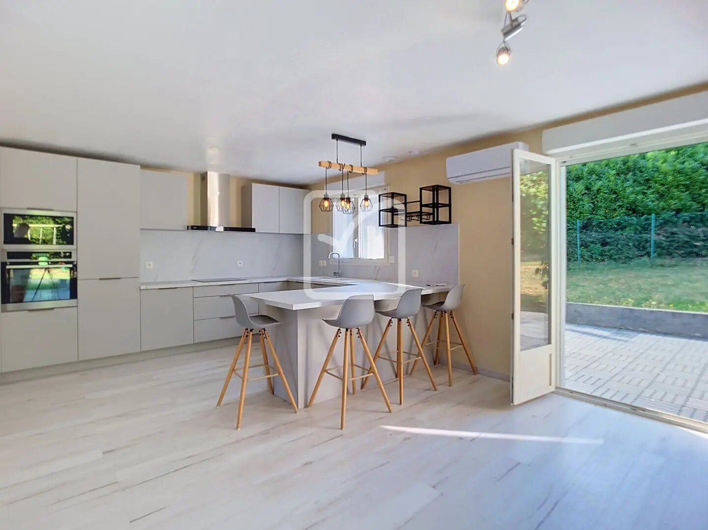Maison à vendre, 143m², Publier