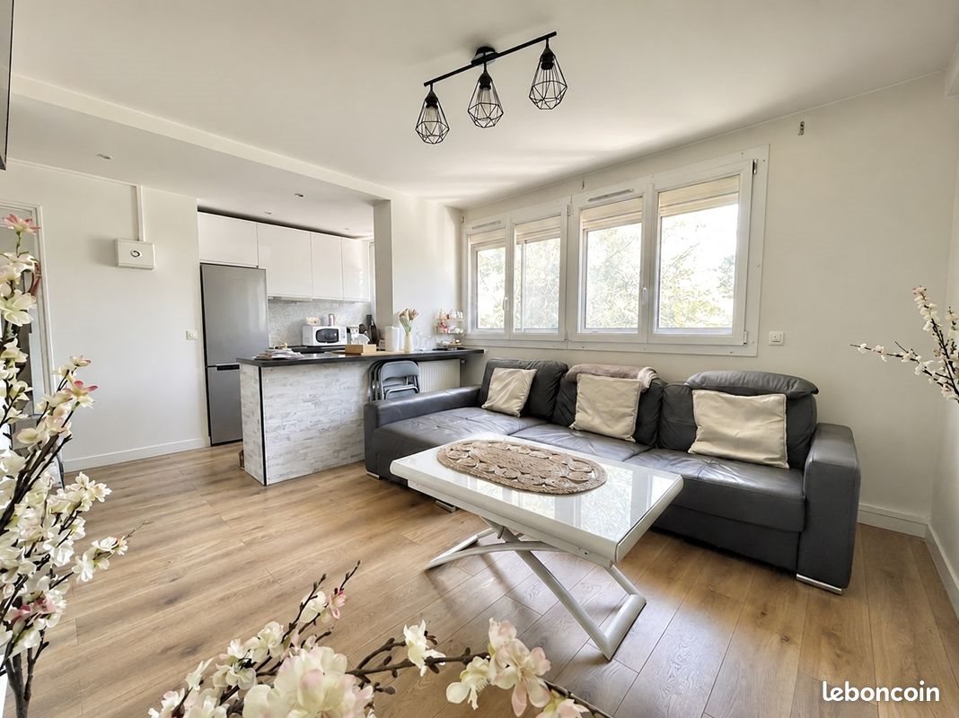 Appartement à vendre, 50m², Saint-Maurice