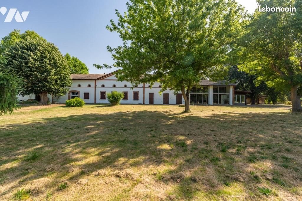 Maison à vendre, 340m², Belberaud