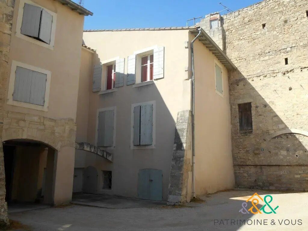 Appartement à vendre, 341m², Beaucaire