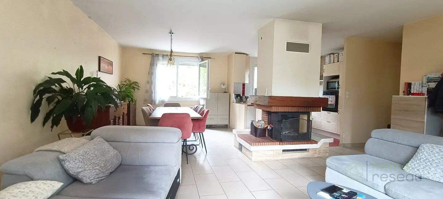 Maison à vendre, 109m², Linas