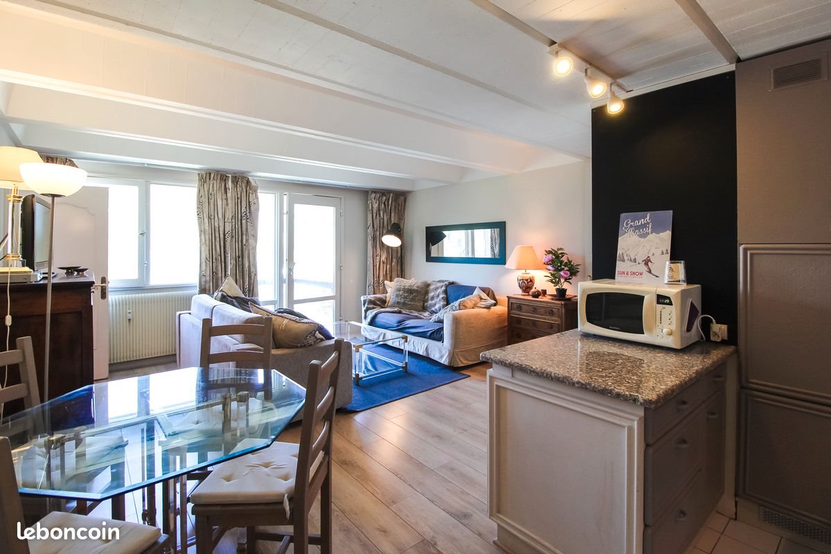 Appartement à vendre, 77m², Arâches-la-Frasse (Les Carroz d'Arâches)