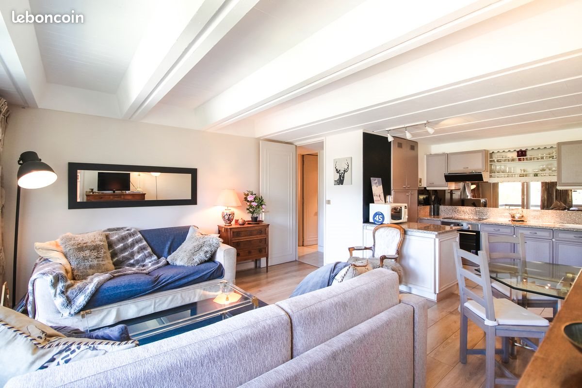 Appartement à vendre, 77m², Arâches-la-Frasse (Les Carroz d'Arâches)