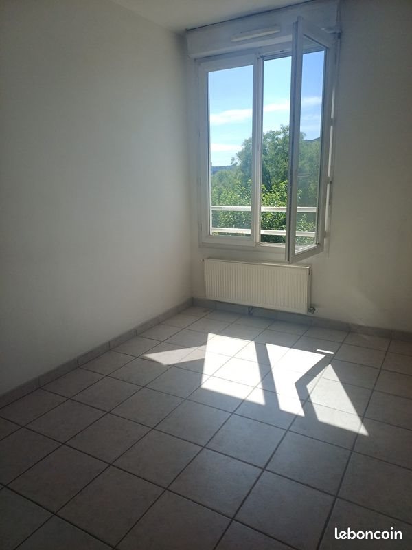 Appartement à louer, 73m², Oullins