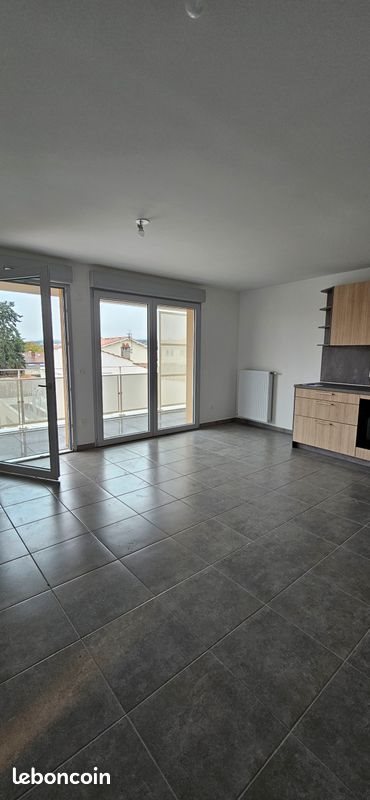 Appartement à louer, 62m², Soucieu-en-Jarrest