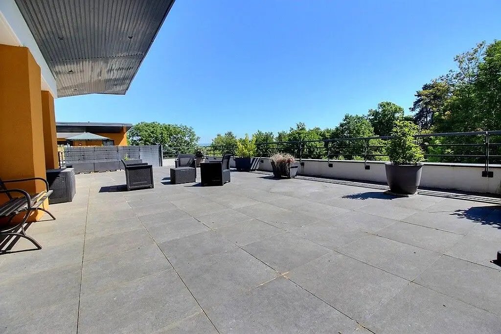 Appartement à louer, 87m², Évian-les-Bains