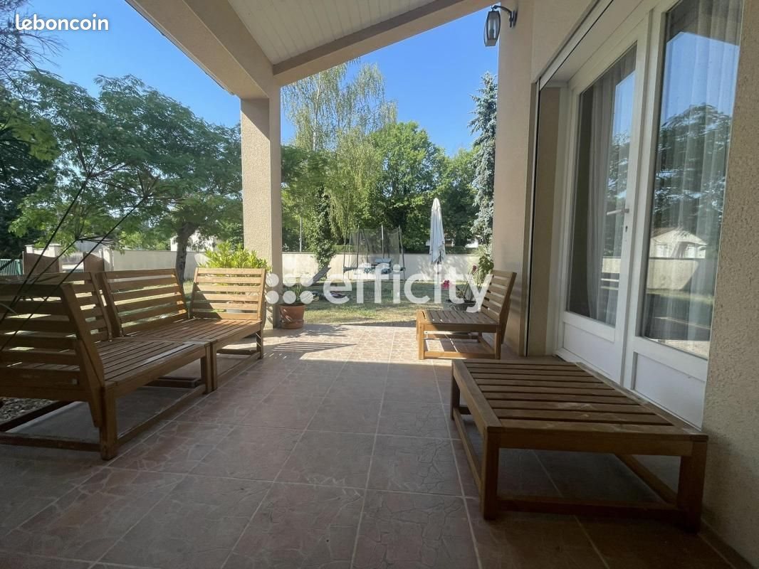 Maison à vendre, 144m², Aigre