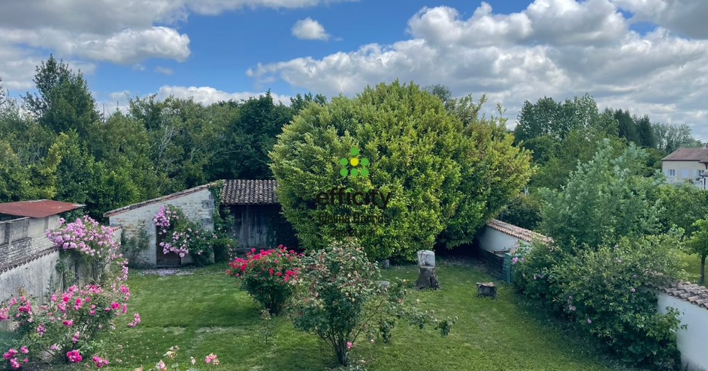 Maison à vendre, 104m², Aigre