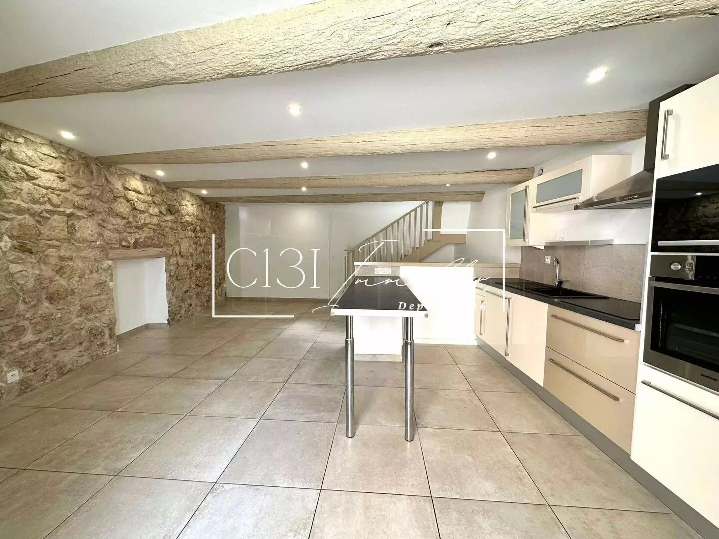 Maison à louer, 70m², Lançon-Provence