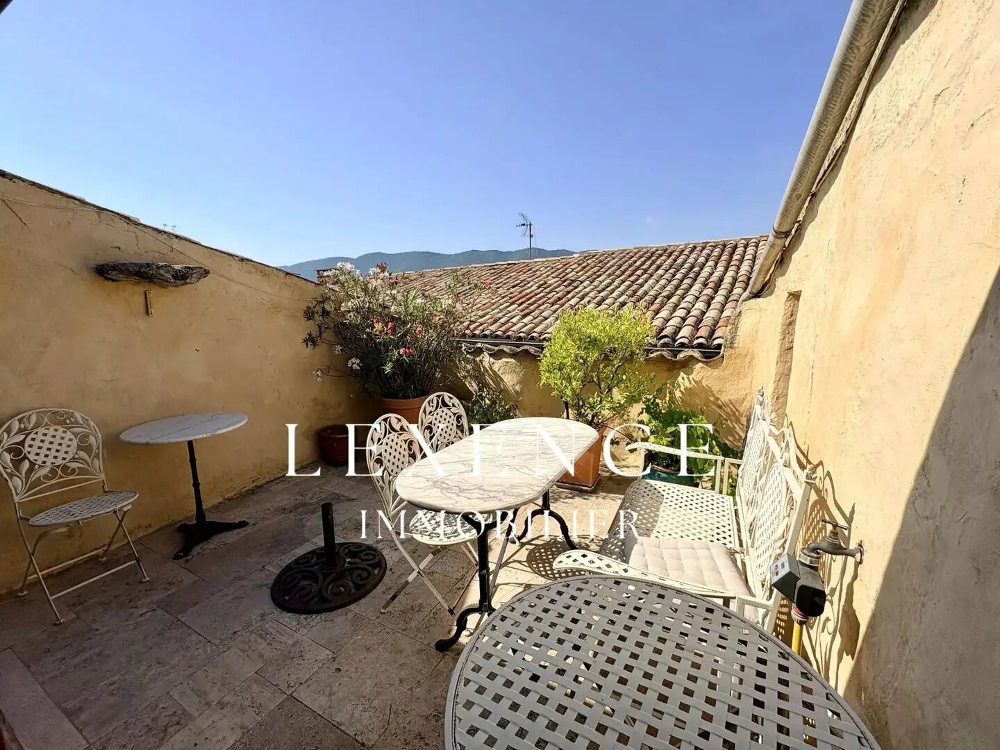 Maison à vendre, 141m², Saint-Martin-de-Castillon