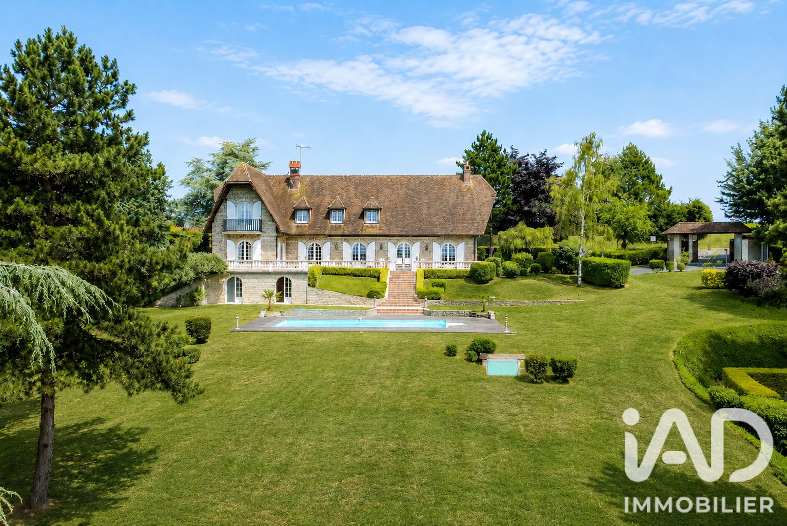 Maison à vendre, 230m², Le Mont-Saint-Adrien