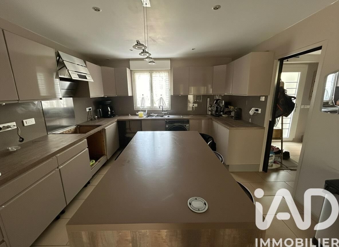 Maison à vendre, 200m², Nerville-la-Forêt