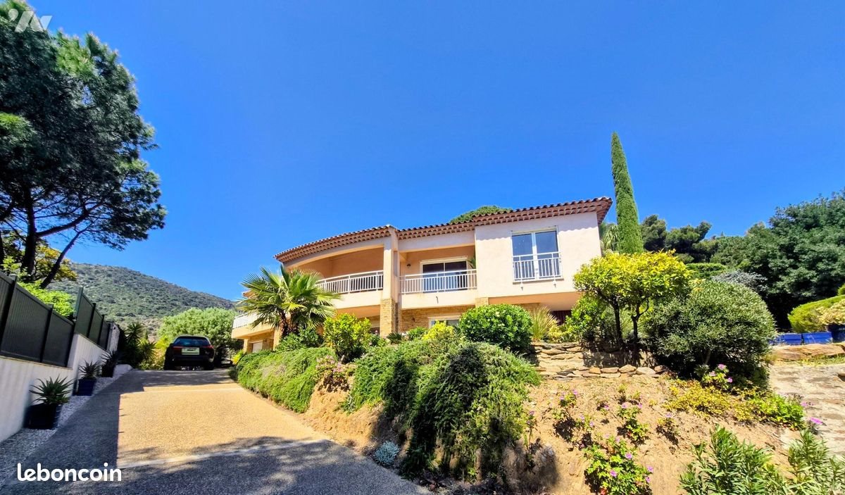 Maison à vendre, 241m², Le Lavandou