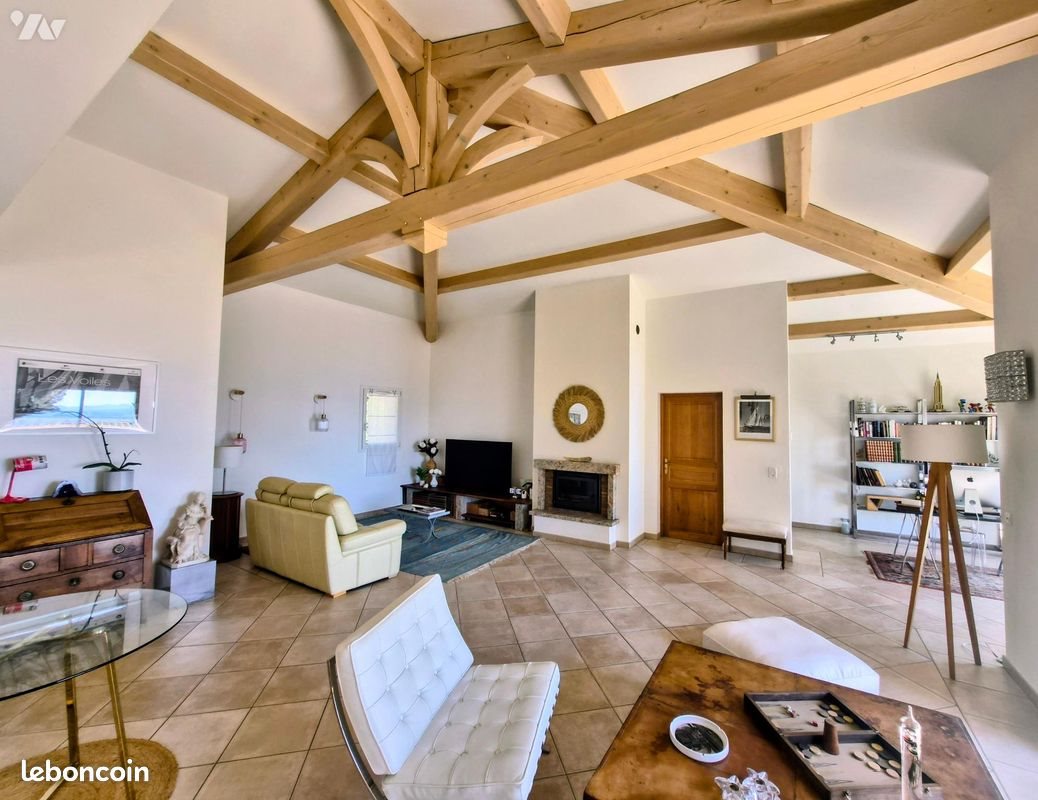 Maison à vendre, 241m², Le Lavandou
