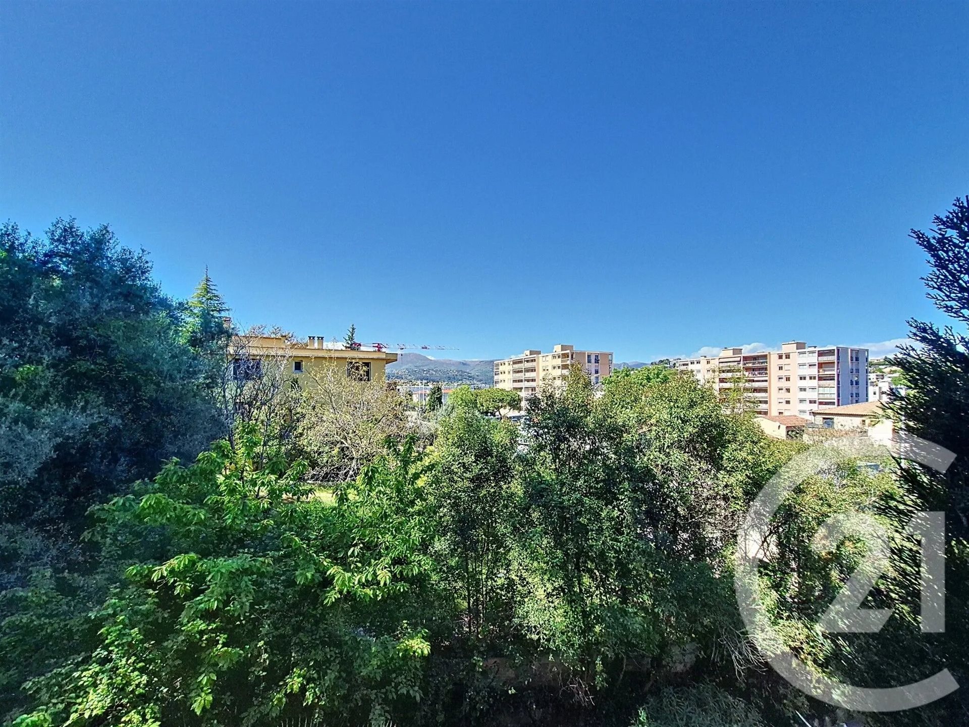 Appartement à louer, 25m², Cagnes-sur-Mer