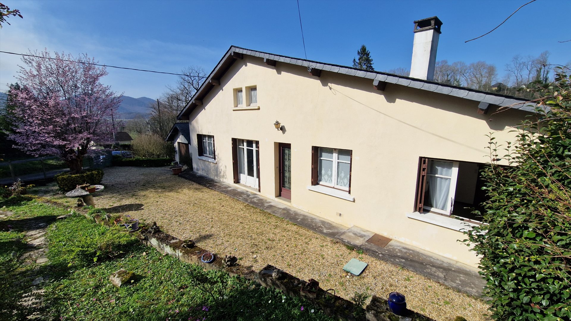 Maison à vendre, 125m², Eysus