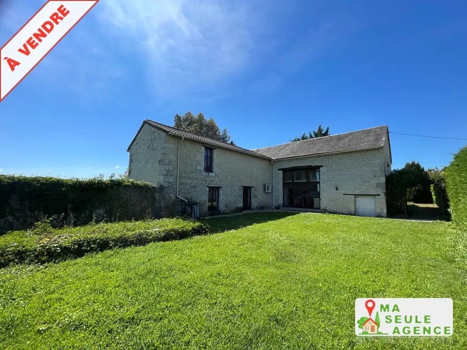 Maison à vendre, 233m², Sérigny