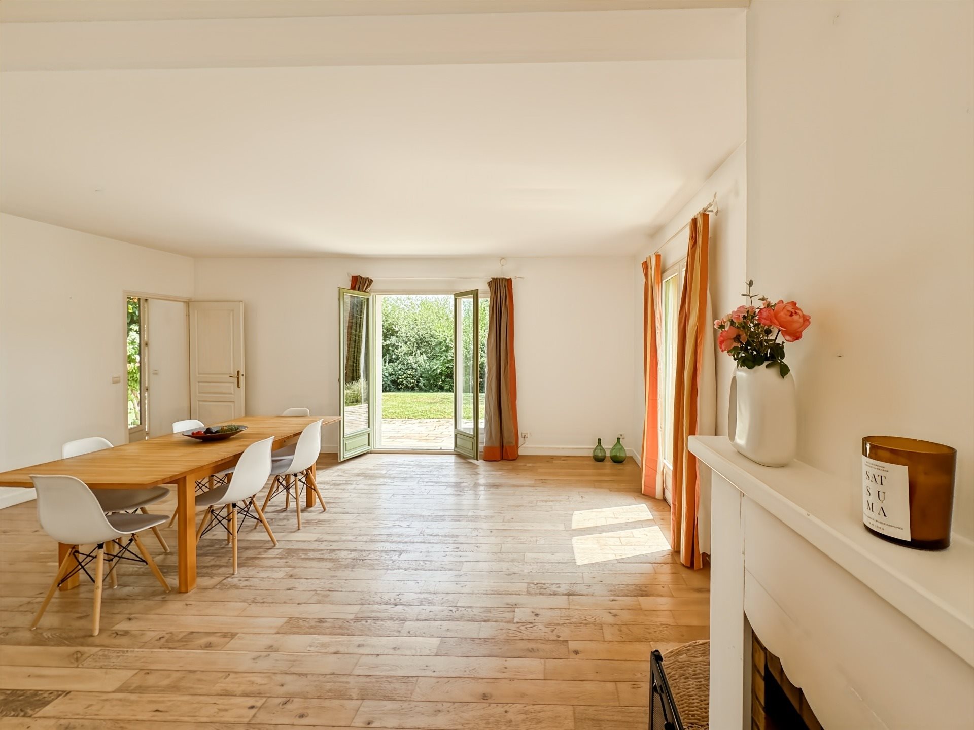Maison à vendre, 192m², Cessy