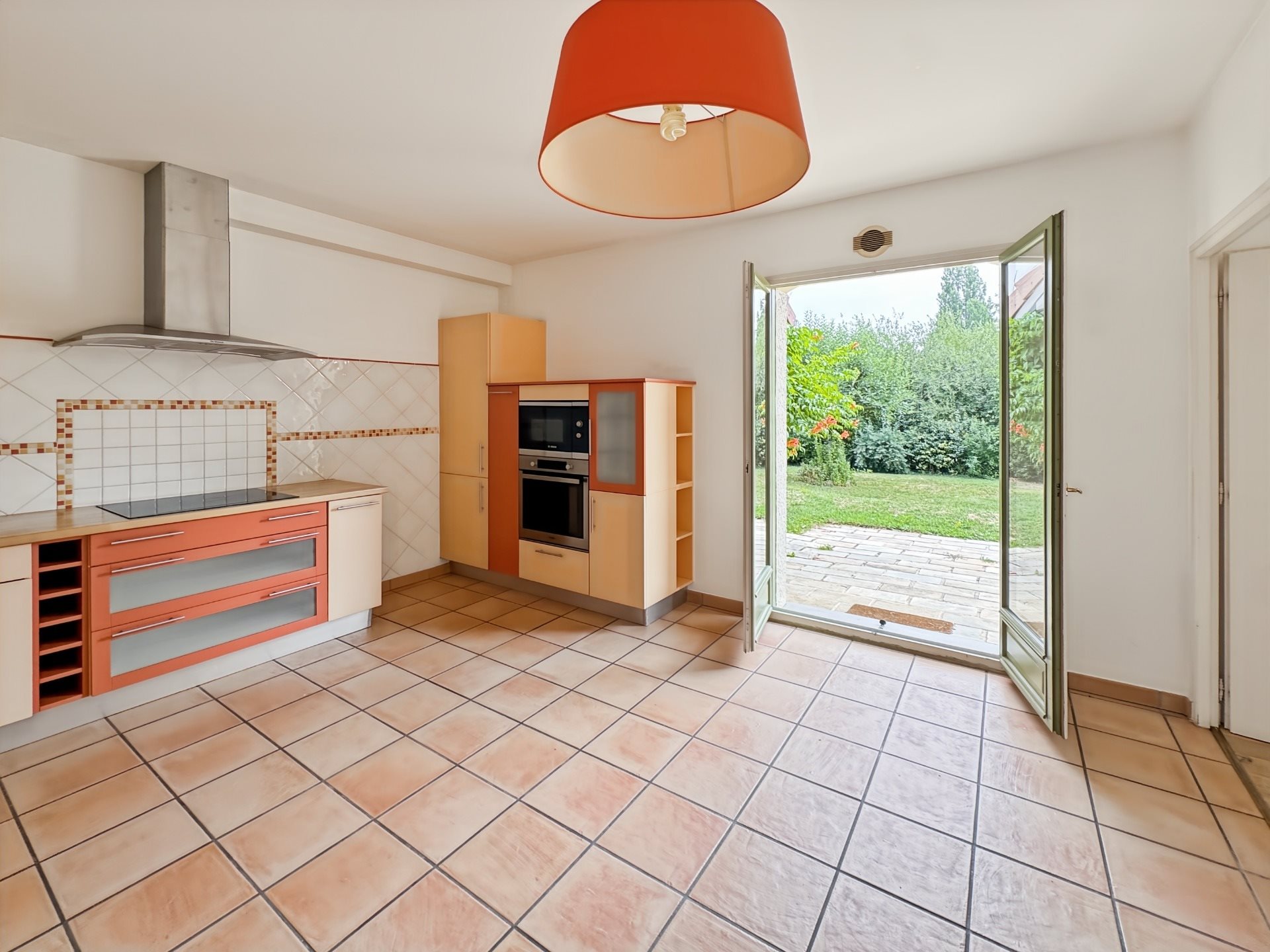 Maison à vendre, 192m², Cessy