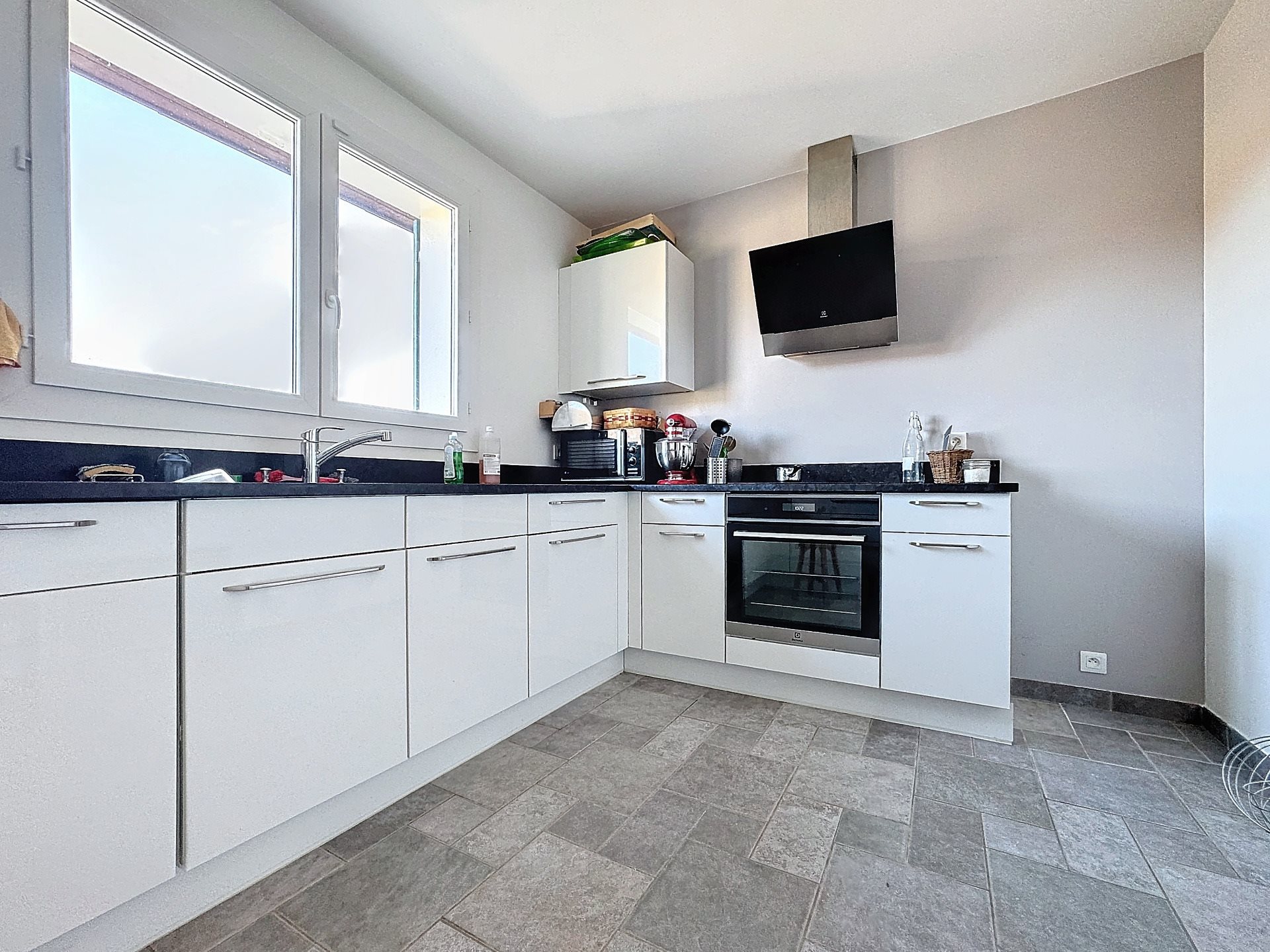 Maison à vendre, 183m², Saint-Genis-Pouilly
