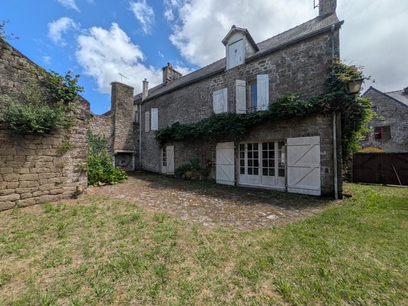 Maison à vendre, 131m², Guémené-sur-Scorff