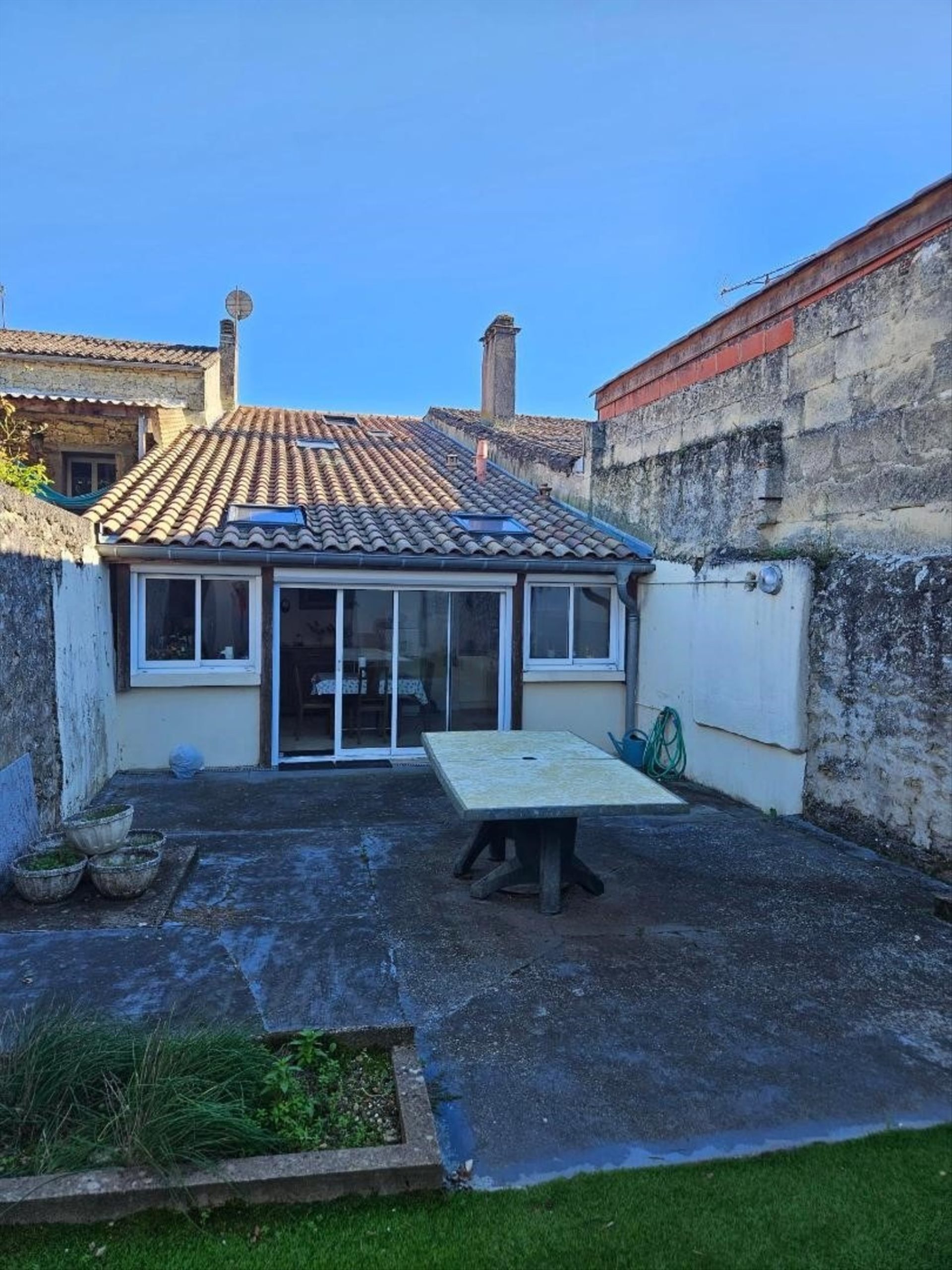 Maison à vendre, 129m², Sauveterre-de-Guyenne