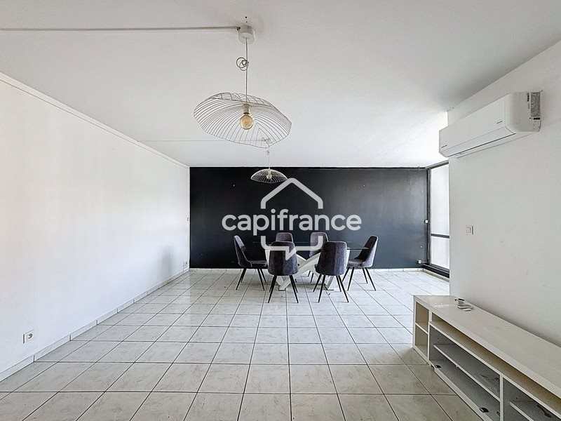 Appartement à vendre, 77m², Pointe-à-Pitre