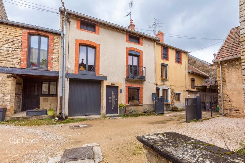 Maison à vendre, 170m², Selongey
