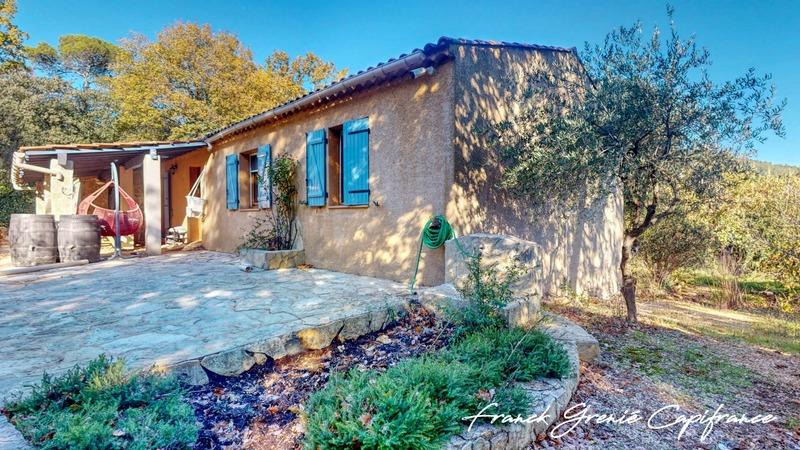 Maison à vendre, 97m², La Roquebrussanne