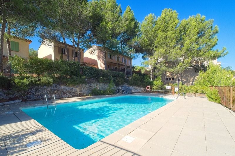 Maison à vendre, 76m², Mallemort