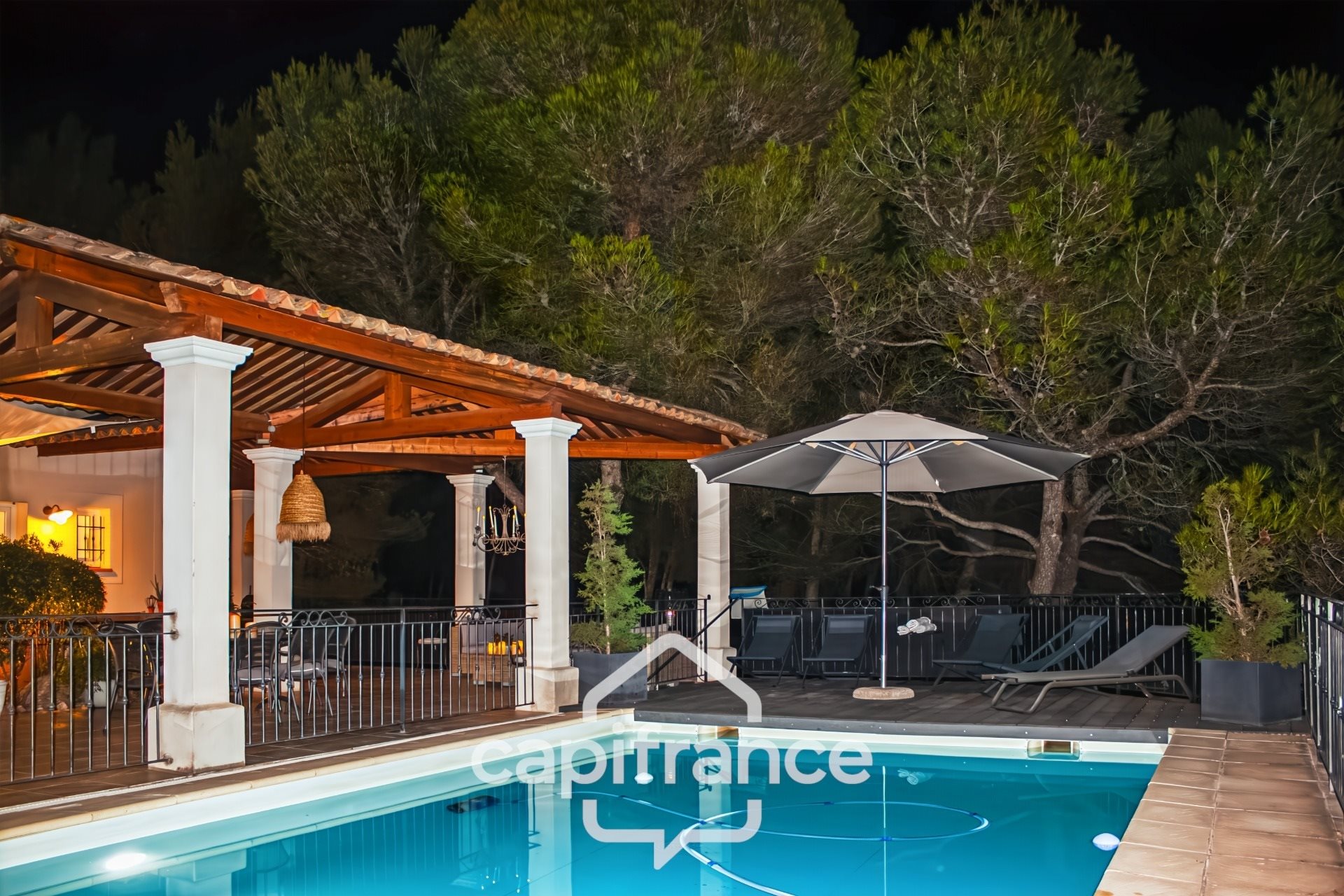 Maison à vendre, 191m², Mallemort